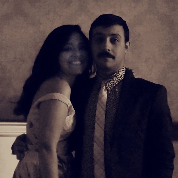 Meet your Posher, Justin & Karina - Picture 2 of 3